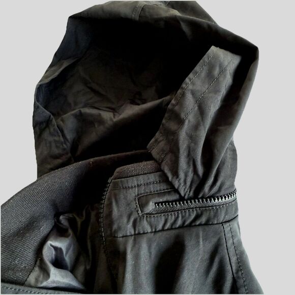 Polo Ralph Lauren Boys Built-In Hood Black Fall Jacket Lightweight Zip Up Sz 6 - Picture 8 of 8